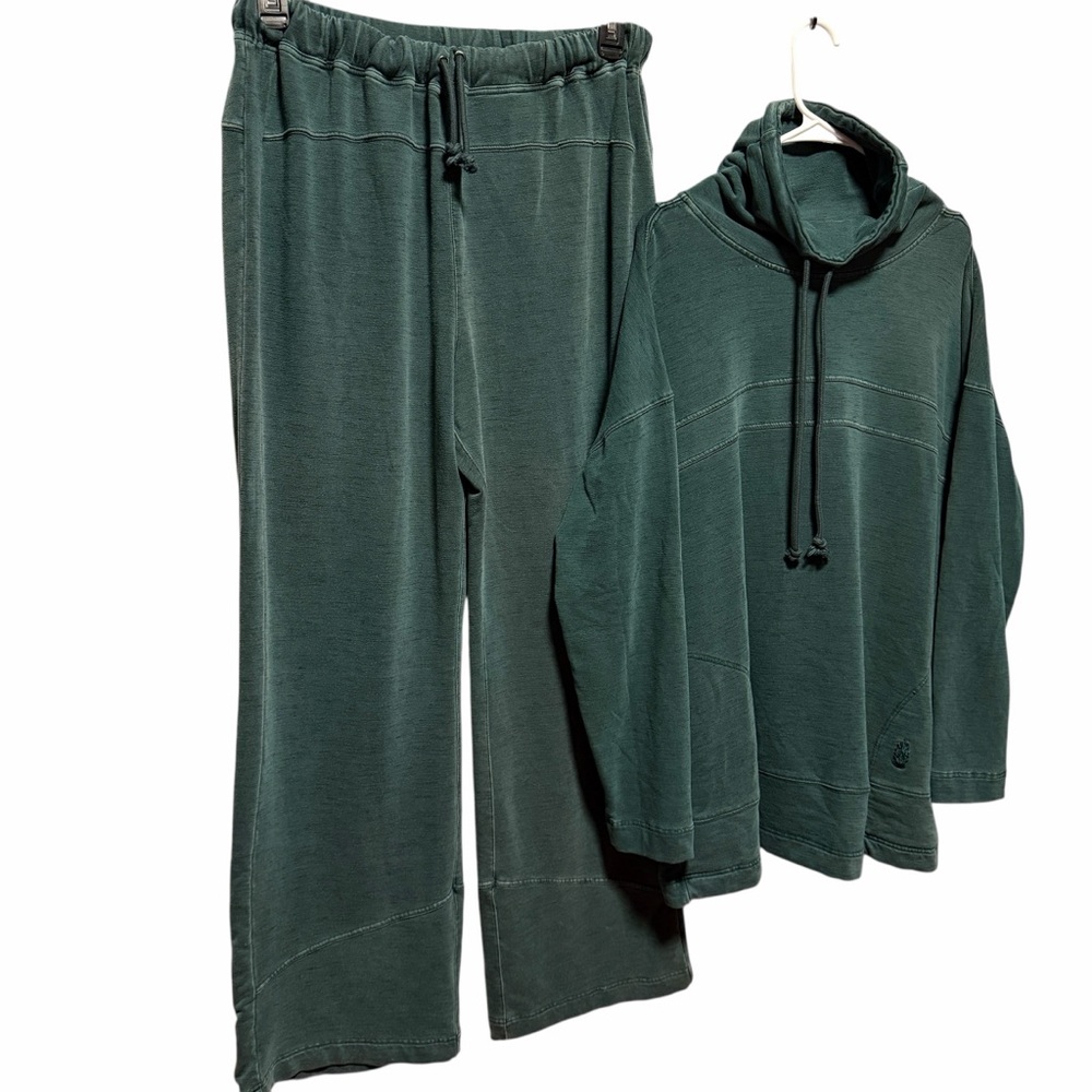 FP Movement by Free People Forest Green Cozy Hoodie & Lounge Pants Set